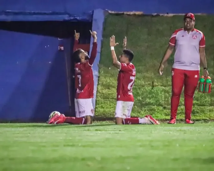 anapolina-vence-aparecidense-e-encerra-jejum-de-vitorias