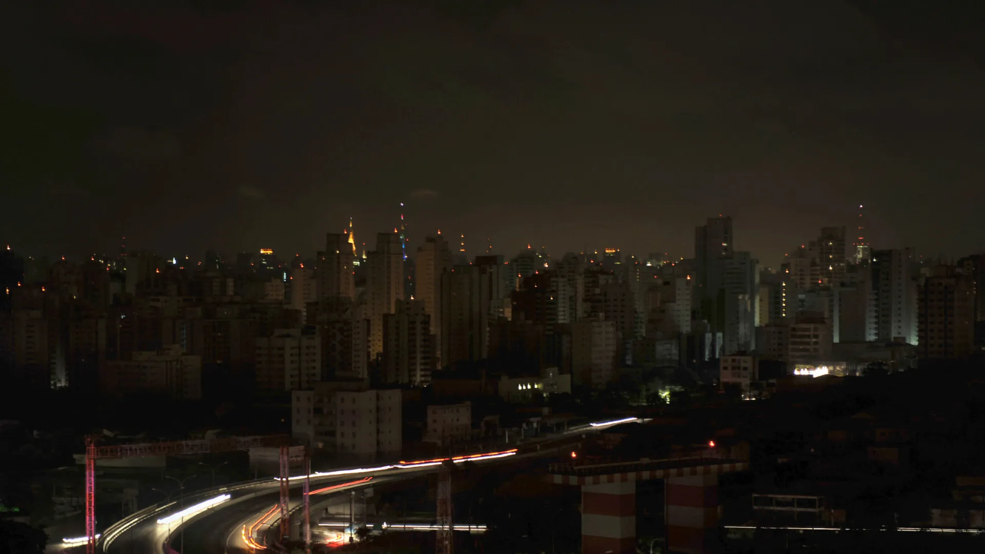 chuva-deixa-58-mil-imoveis-sem-luz-na-cidade-de-sao-paulo