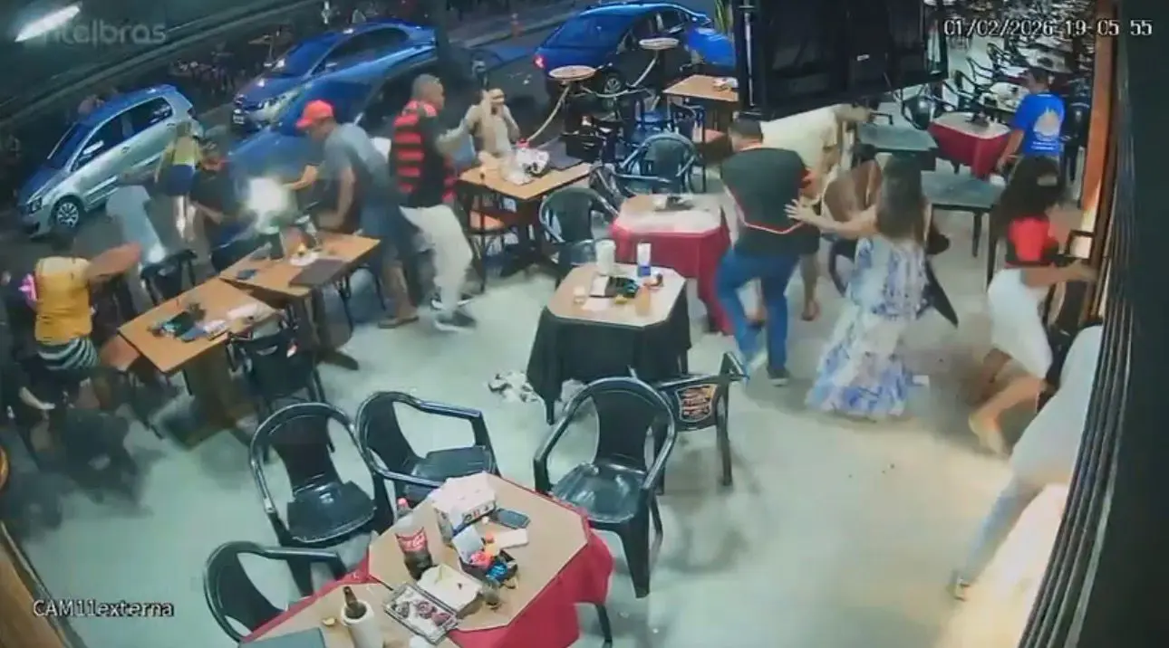 novos-videos-mostram-confusao-que-terminou-com-homem-baleado-em-bar-de-aparecida;-assista