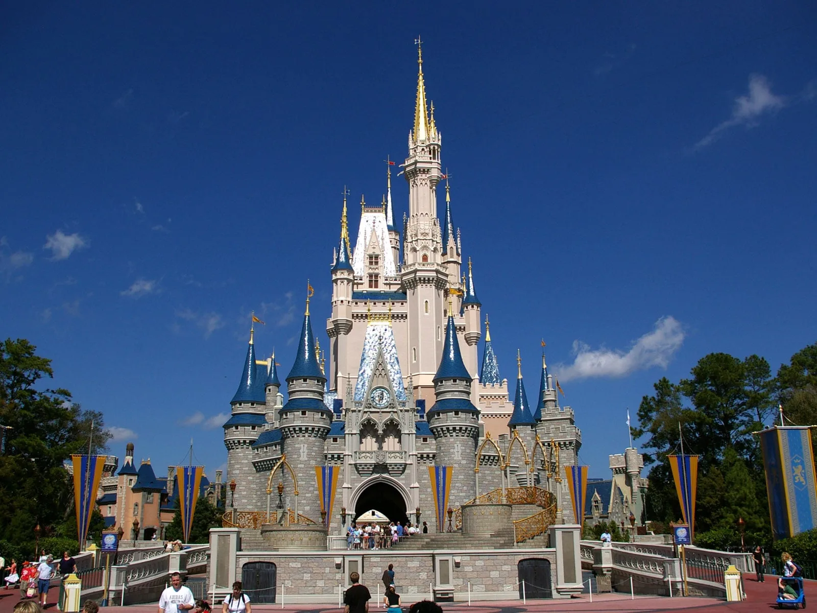 disney-world-fecha-atracao-apos-30-anos-e-fas-prestam-homenagens;-saiba-qual