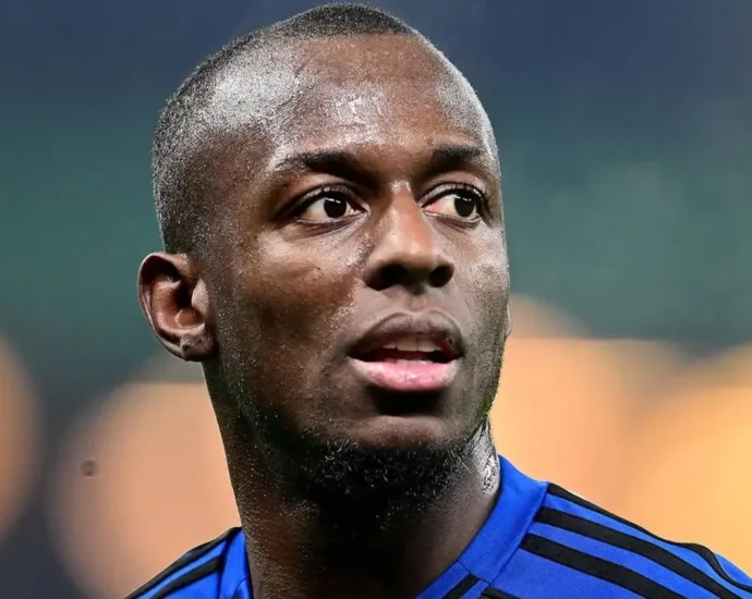 time-alemao-aplica-multa-recorde-em-jogador-flagrado-dirigindo-embriagado