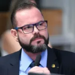 tse-adia-julgamento-que-pode-cassar-mandato-do-senador-jorge-seif