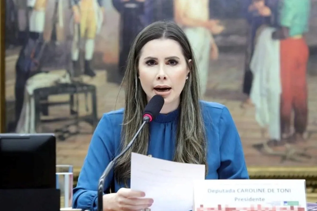 sem-apoio-do-pl-para-o-senado,-carol-de-toni-cogita-mudar-de-partido