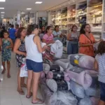 feriado-de-carnaval-pode-prejudicar-o-varejo,-mas-loja-se-reinventa-e-liquida-todo-o-estoque