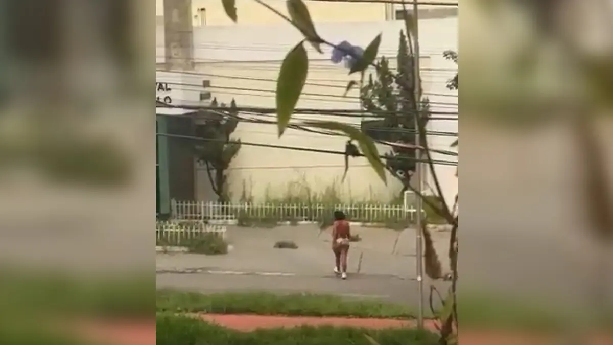 moradores-denunciam-mulher-em-situacao-de-rua-que-danca-nua-e-agride-pedestres-em-goiania