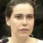 acusada-de-matar-sogro-e-a-mae-dele-envenenados-em-goiania-passa-por-audiencia-nesta-quinta-feira