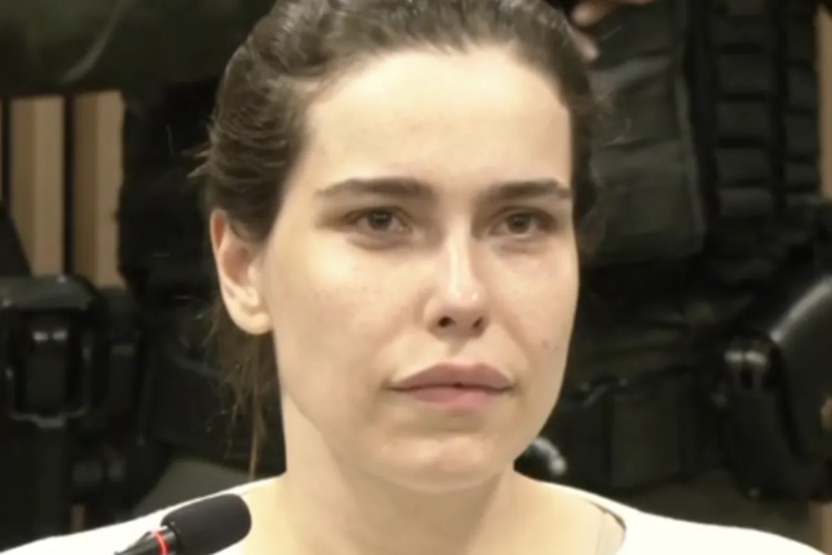 acusada-de-matar-sogro-e-a-mae-dele-envenenados-em-goiania-passa-por-audiencia-nesta-quinta-feira