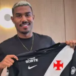 vasco-anuncia-acerto-com-clube-ingles-para-contar-com-cuiabano,-ex-botafogo,-por-emprestimo