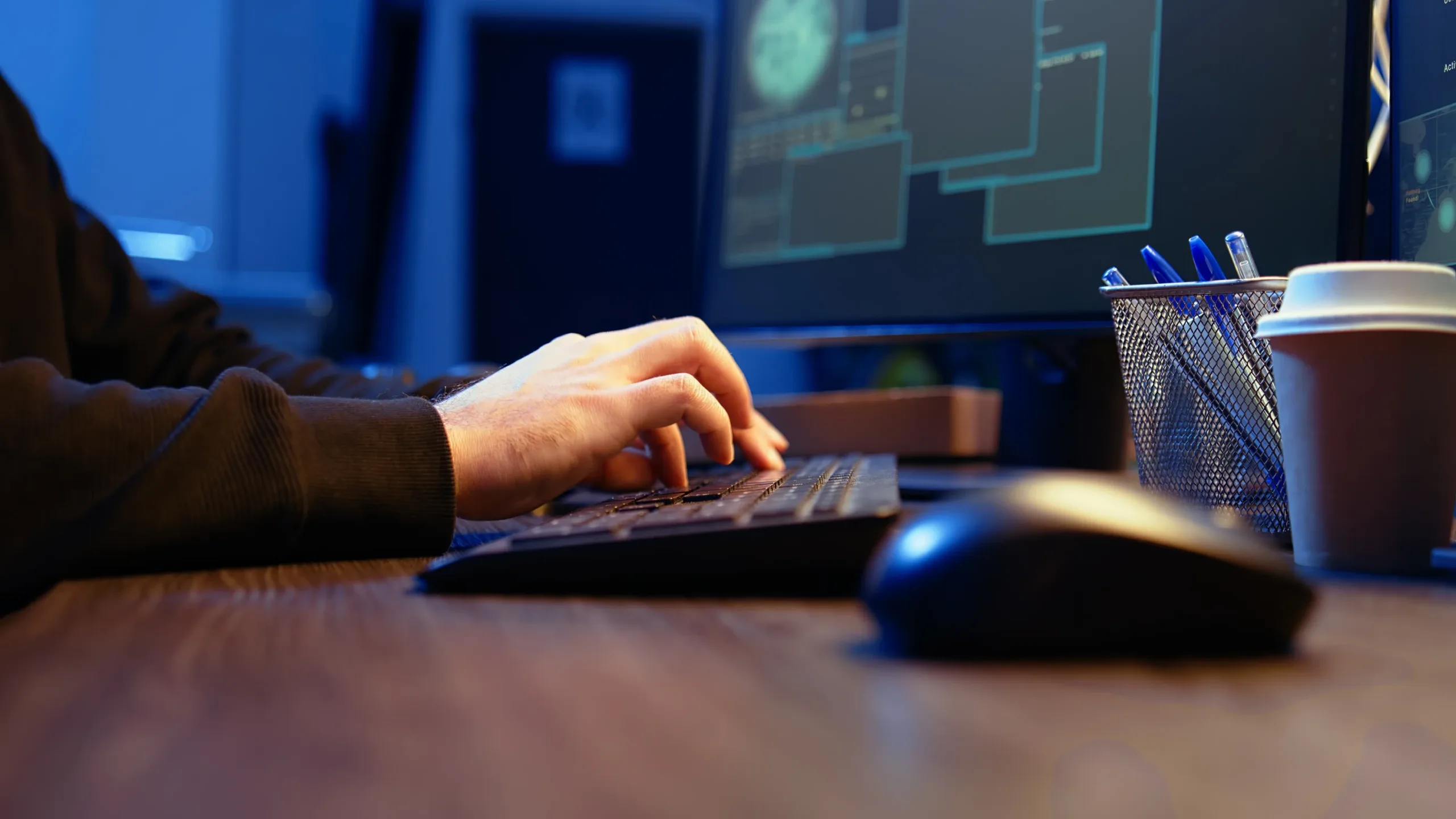 adolescente-que-forjou-mandados-contra-lula-e-moraes-vendia-“limpeza”-de-ficha-criminal-com-dados-do-tjgo