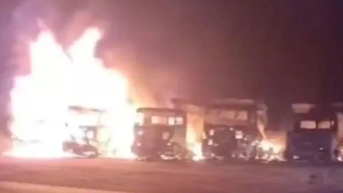 prejuizo-milionario:-policia-diz-que-vigilante-dormiu-com-cigarro-aceso-e-causou-incendio-que-atingiu-caminhoes-em-uruacu