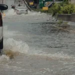 alerta-vermelho-para-chuva-coloca-tres-estados-em-alto-risco-de-deslizamentos-–-nsc-total