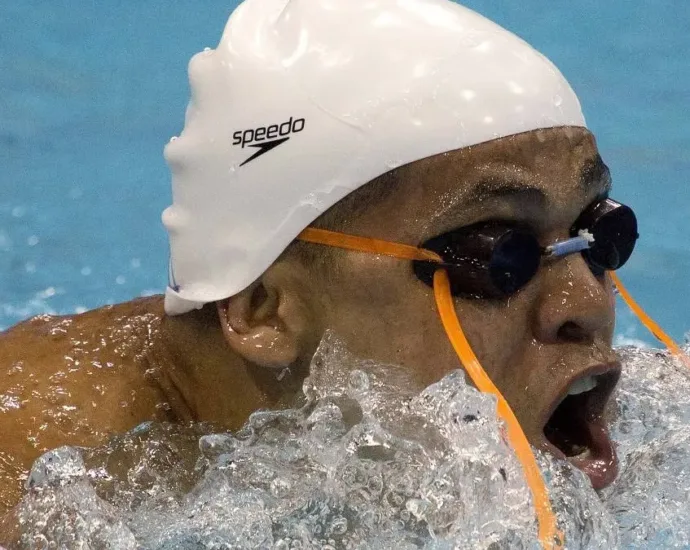 morre-aos-52-anos-campeao-paralimpico-de-natacao-adriano-gomes-de-lima