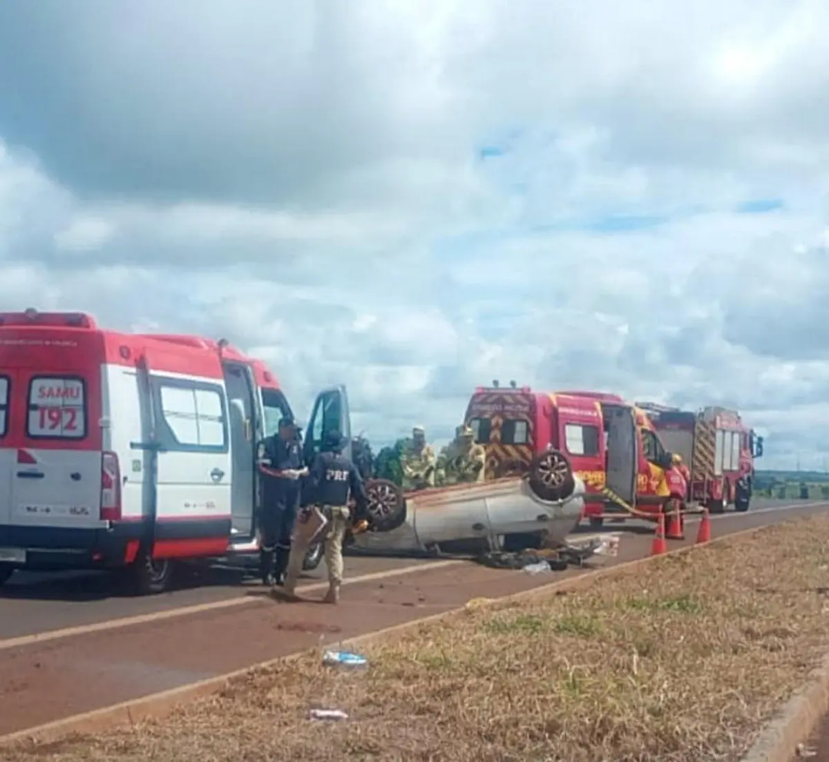 viagem-em-familia-termina-com-motorista-morto-e-4-feridos-na-br-060,-em-rio-verde