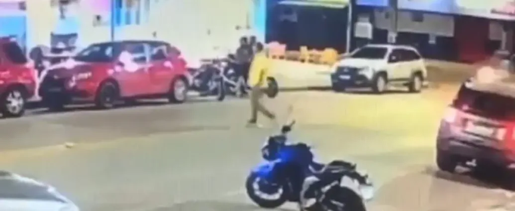 cameras-registraram-momento-em-que-vereador-carlim-da-feira-e-atropelado-em-anapolis