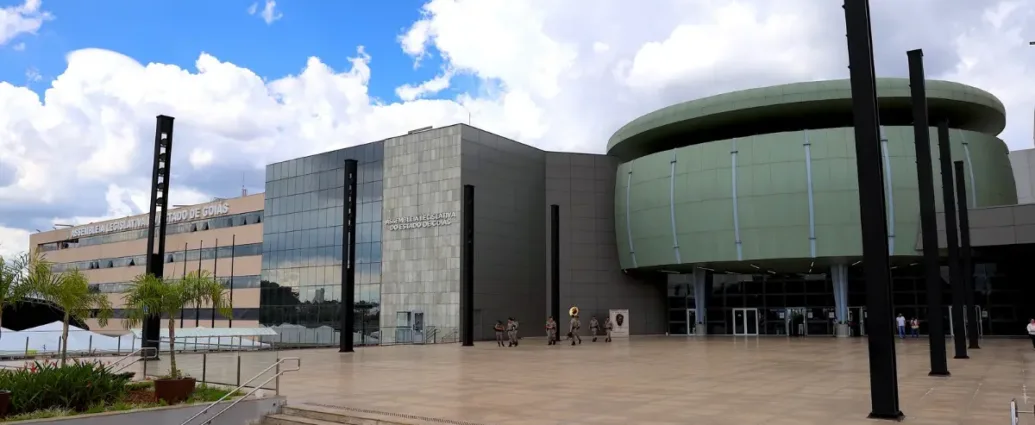 candidatos-relatam-erros-gramaticais,-desorganizacao-e-fuga-ao-edital-em-prova-do-concurso-da-alego