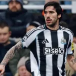 manchester-united-define-volante-do-newcastle-como-substituto-de-casemiro