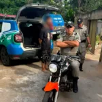 ‘grauzeiro’-e-preso-com-drogas-apos-fugir-da-pm-fazendo-live-no-instagram-em-goiania;-video