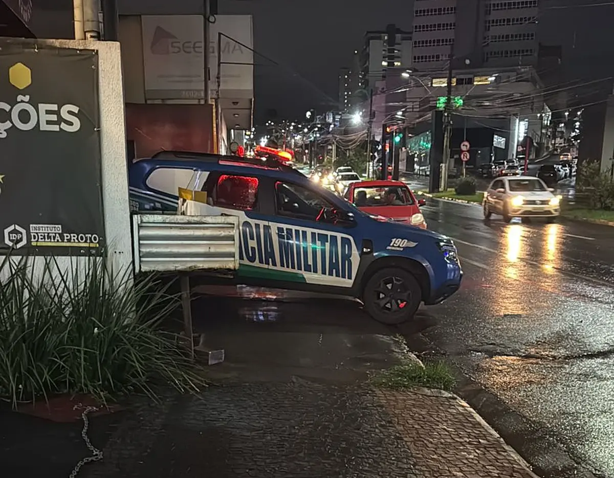 professores-denunciam-salarios-atrasados-e-alunos-cobram-por-diploma-no-instituto-delta-proto,-em-rio-verde