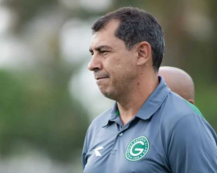 fabio-carille-encaminha-acerto-com-clube-comandado-por-outro-ex-tecnico-do-goias