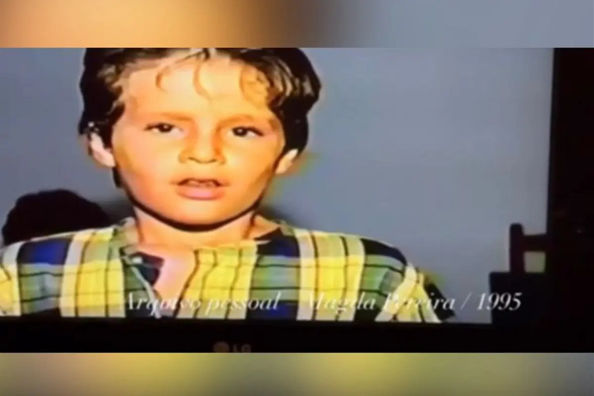 video-mostra-filho-de-leonardo-cantando-em-festa-infantil-em-goiania-ha-31-anos