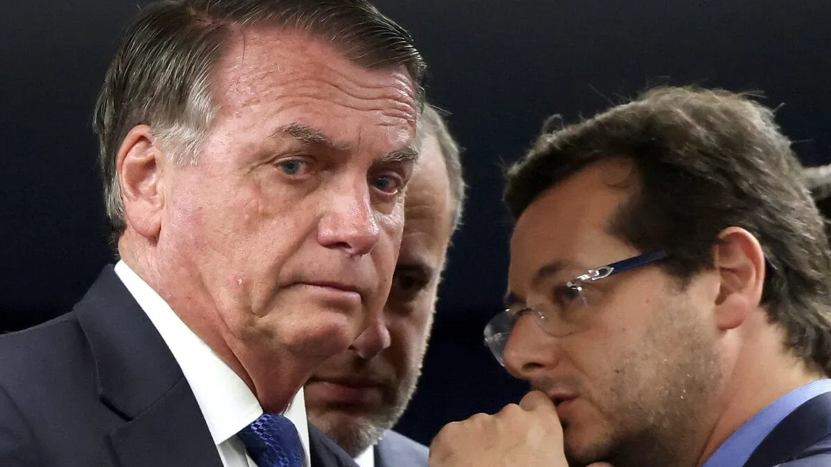 defesa-de-bolsonaro-tera-10-dias-para-se-manifestar-sobre-possivel-expulsao-do-exercito-–-nsc-total