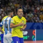 campeao-mundial-e-tres-vezes-melhor-do-mundo,-ferrao-deixa-o-futsal-para-jogar-kings-league