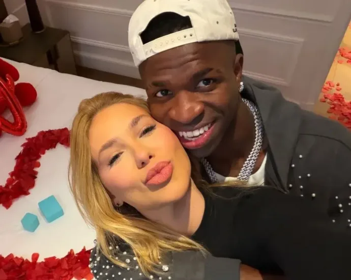 virginia-se-manifesta-apos-rumores-de-que-estaria-gravida-de-vini-jr.;-veja