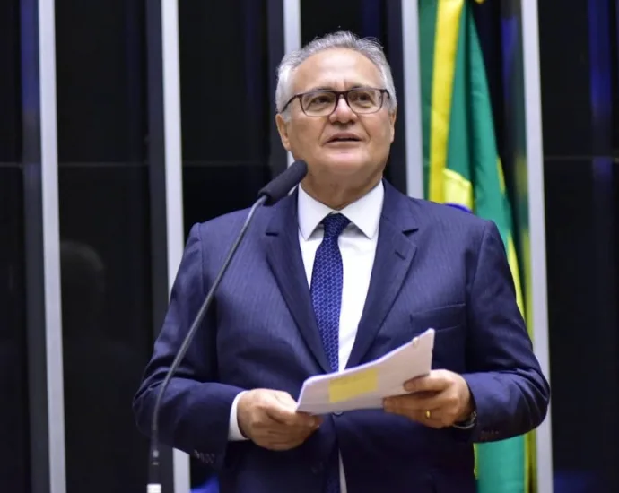 renan-calheiros-quer-ouvir-vorcaro-em-comissao-do-senado-no-dia-24