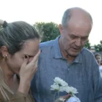 mae-teria-ouvido-ameacas-no-enterro-de-crianca-morta-pelo-pai,-em-itumbiara