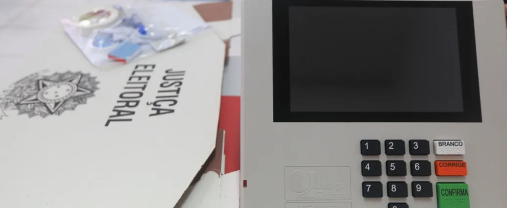 pl-e-pt-devem-concentrar-verbas-e-tempo-de-tv-nas-eleicoes-de-2026