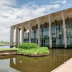 itamaraty-emite-alerta-sobre-riscos-de-se-alistar-em-forcas-estrangeiras