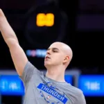 apos-cancer-e-lesao,-nikola-topic-estreia-na-nba-pelo-thunder