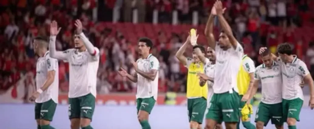 palmeiras-vence-o-internacional-fora-de-casa-e-assume-a-lideranca-do-brasileirao