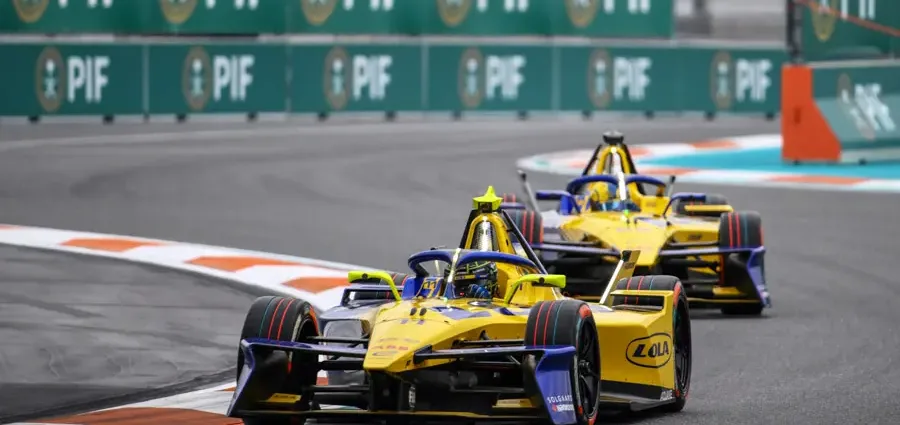 formula-e:-lucas-di-grassi-espera-evolucao-em-jeda