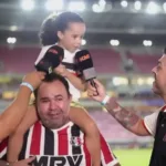 mini-torcedora-do-santa-cruz-viraliza-com-recado-ao-nautico-antes-de-classico-decisivo