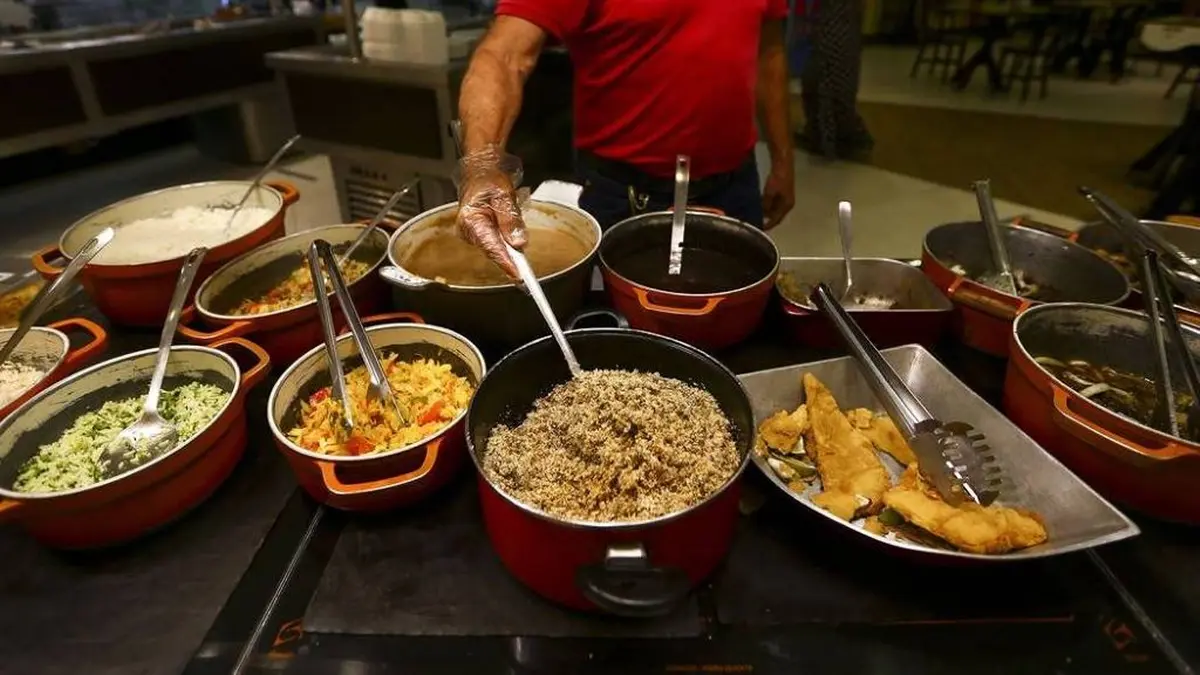 quer-economizar-no-delivery?-chef-da-dicas-para-variar-cardapio-sem-gastar-demais