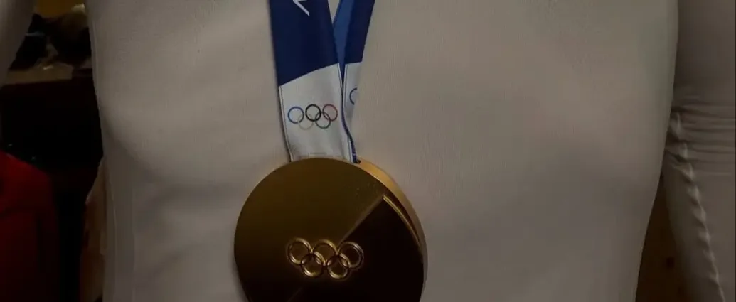 ao-som-de-erasmo-carlos,-lucas-pinheiro-exibe-medalha-nas-redes-sociais:-‘e-do-brasil