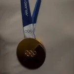 Ao som de Erasmo Carlos, Lucas Pinheiro exibe medalha nas redes sociais: ‘É do Brasil 3 ao-som-de-erasmo-carlos,-lucas-pinheiro-exibe-medalha-nas-redes-sociais:-‘e-do-brasil