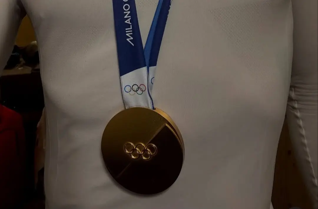 ao-som-de-erasmo-carlos,-lucas-pinheiro-exibe-medalha-nas-redes-sociais:-‘e-do-brasil