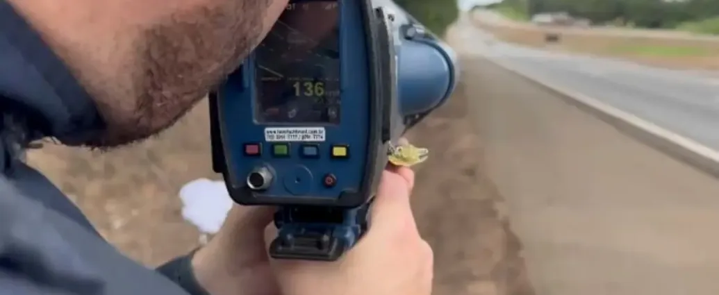 motoristas-sao-flagrados-a-mais-de-150-km/h-no-inicio-da-operacao-carnaval-em-goias