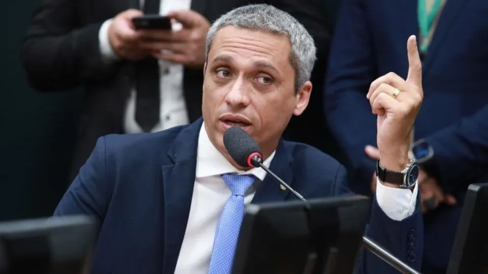 “nada-pior-do-que-mentir”,-diz-gayer-apos-fala-de-wilder-sobre-aval-de-bolsonaro