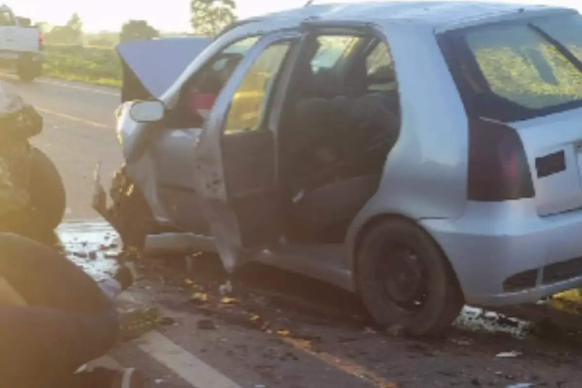 colisao-frontal-deixa-mortos-na-go-060,-em-nazario