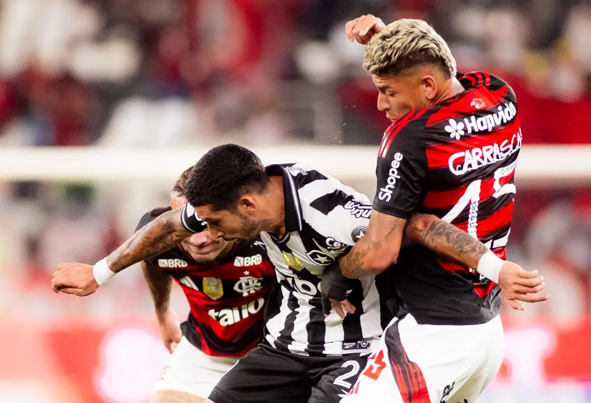 botafogo-x-flamengo;-confira-a-provavel-escalacao-das-equipes-para-a-decisao-no-carioca