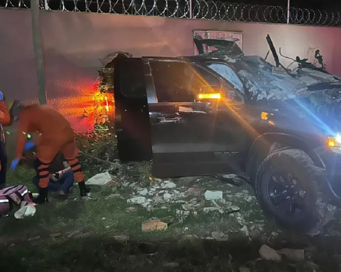 Dois acidentes deixam um morto e três feridos em rodovias estaduais na madrugada de domingo 2 dois-acidentes-deixam-um-morto-e-tres-feridos-em-rodovias-estaduais-na-madrugada-de-domingo