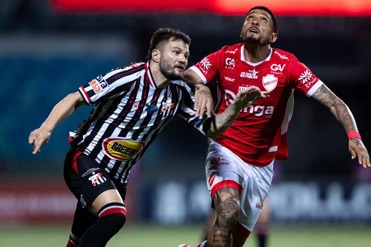 vila-nova-empata-com-anapolis-no-olimpico-e-avanca-para-semifinal-do-goianao