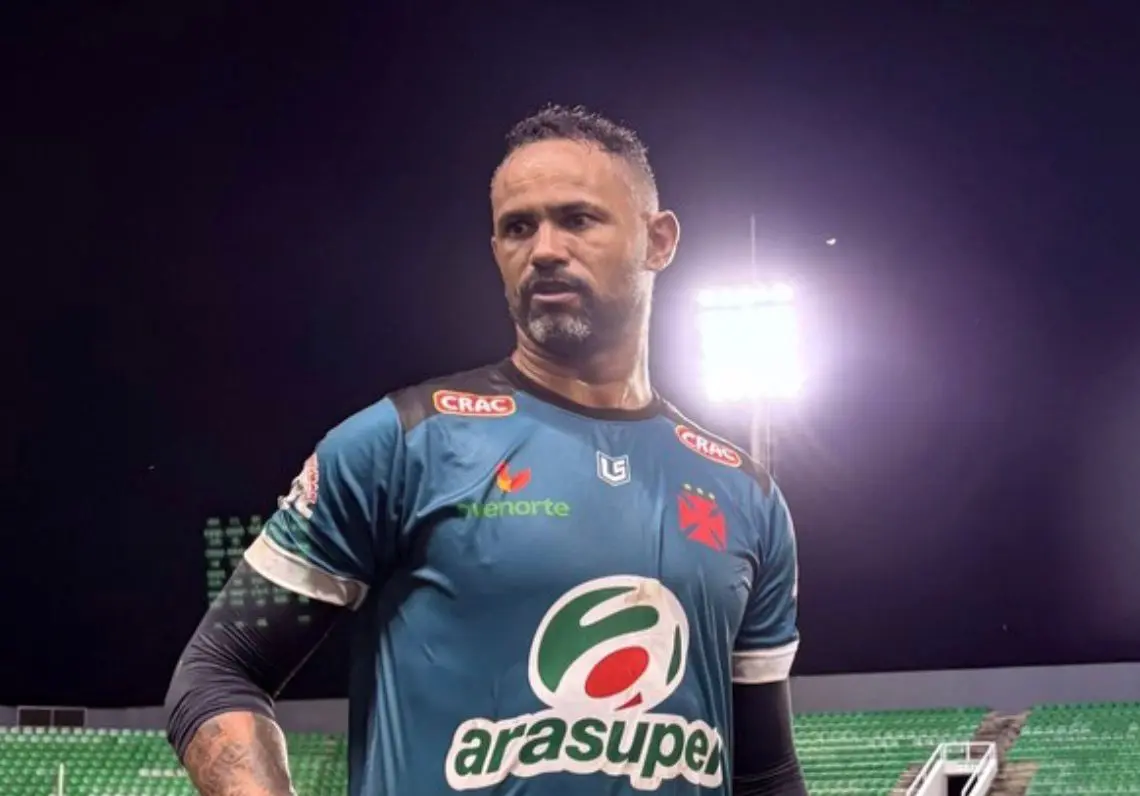 condenado-pela-morte-de-eliza-samudio,-goleiro-bruno-pode-ser-rival-do-vila-nova-na-copa-do-brasil