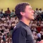 Nikolas Ferreira participa de encontro evangélico em Goiânia; veja trecho 4 nikolas-ferreira-participa-de-encontro-evangelico-em-goiania;-veja-trecho