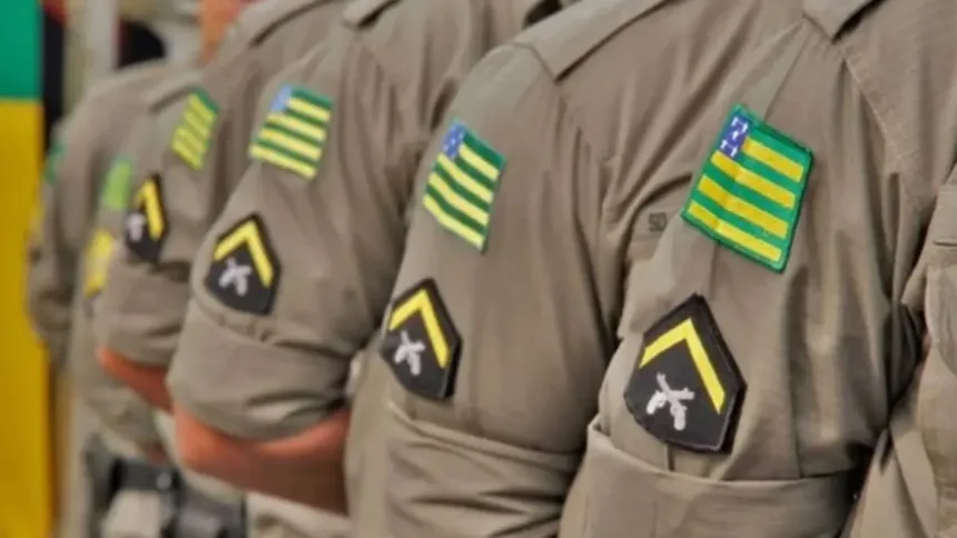 mulher-e-condenada-por-xingar-e-jogar-lata-de-cerveja-em-policiais-de-campos-belos