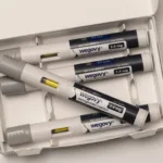 anvisa-apura-65-mortes-ligadas-a-canetas-para-emagrecer-no-brasil