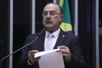 apos-romper-com-base-caiadista,-zacharias-calil-vai-a-reuniao-de-wilder-no-pl